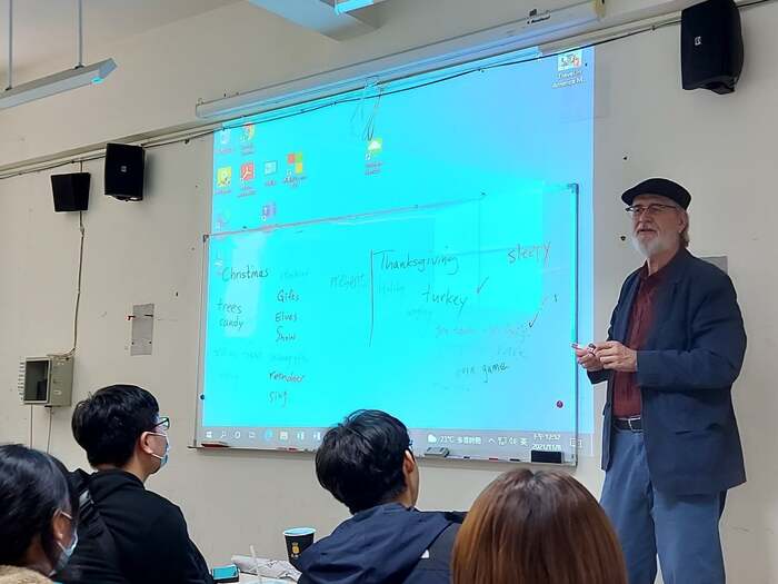 20211108【雙導師講座】English Talk - American culture圖片